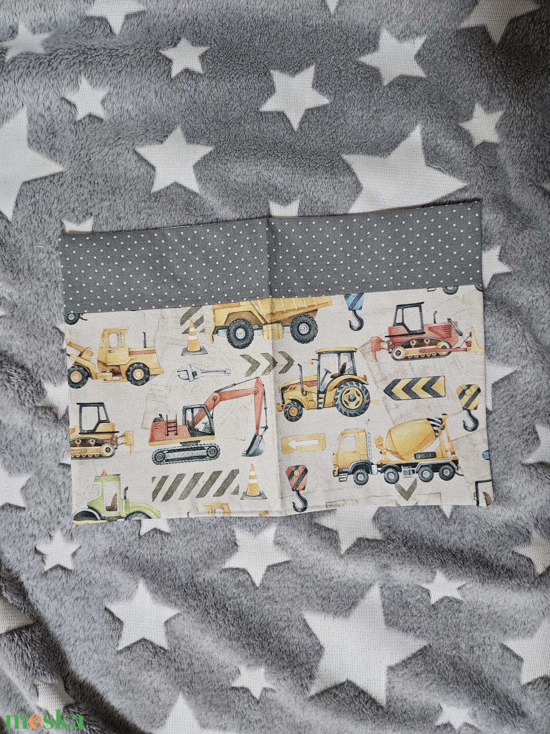 Egészségügyi kis könyv bor�tó j�rműves - baba - mama - babaemlékek - egészségügyi kiskönyv borító - Meska.hu