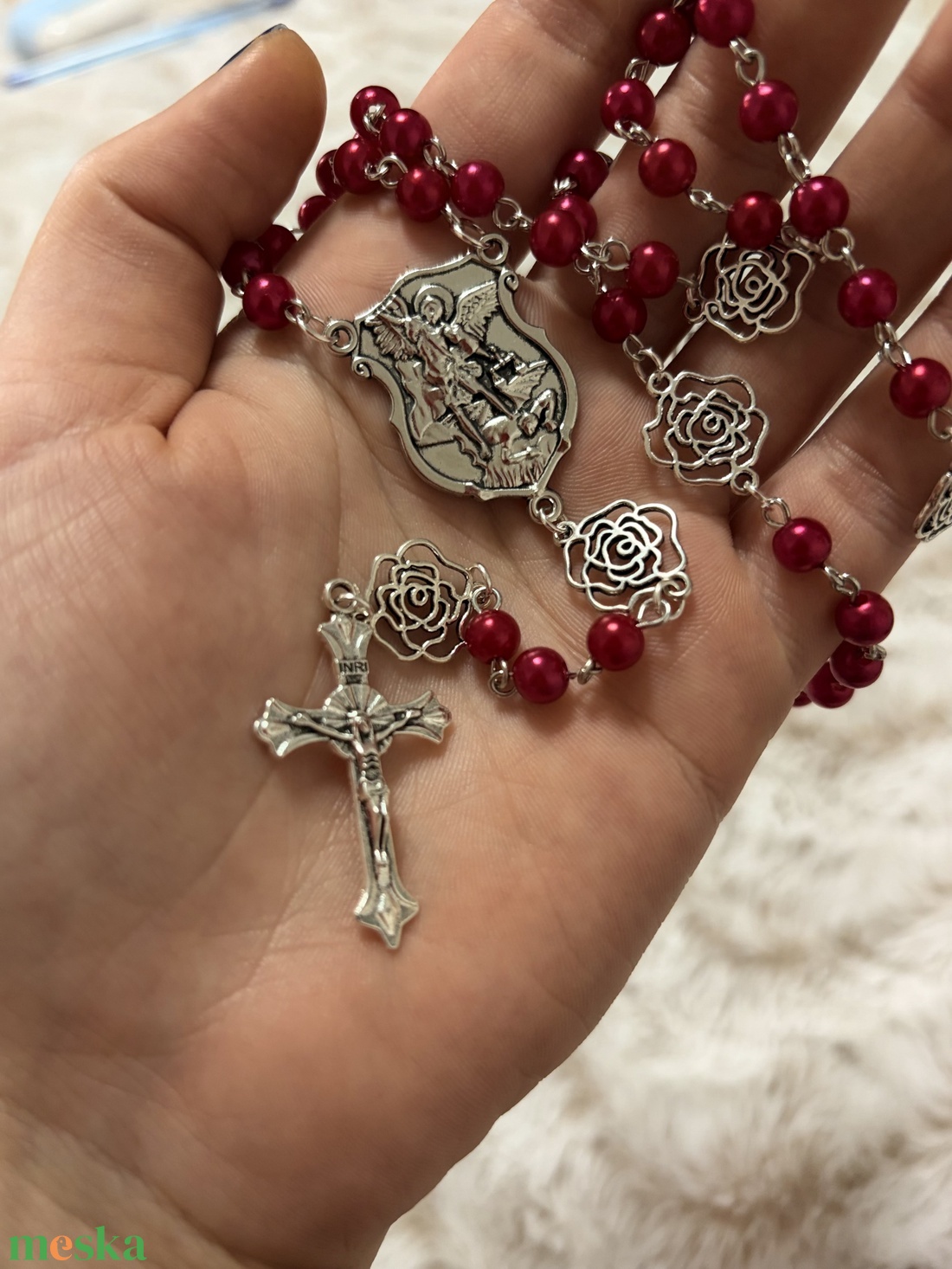 Kézműves Szent Mihály Arkangyal rózsafüzér - mélyvörös gyöngyökkel  - otthon & életmód - vallás - lánc & füzér - Meska.hu