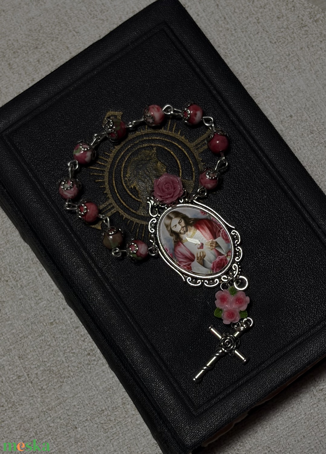 Jézus Szíve kézműves egytizedes, rhodonit ásvánnyal - otthon & életmód - vallás - lánc & füzér - Meska.hu