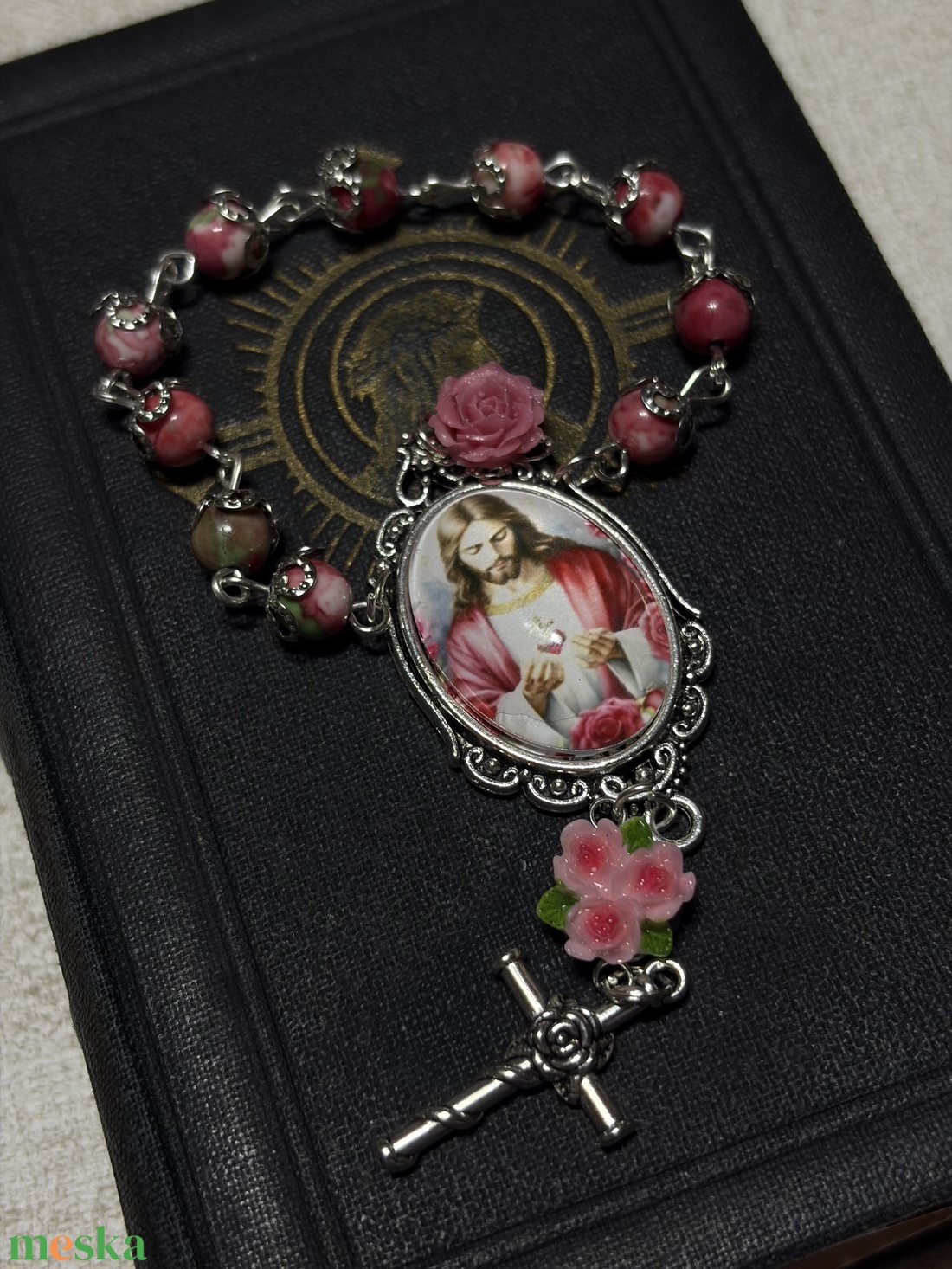 Jézus Szíve kézműves egytizedes, rhodonit ásvánnyal - otthon & életmód - vallás - lánc & füzér - Meska.hu