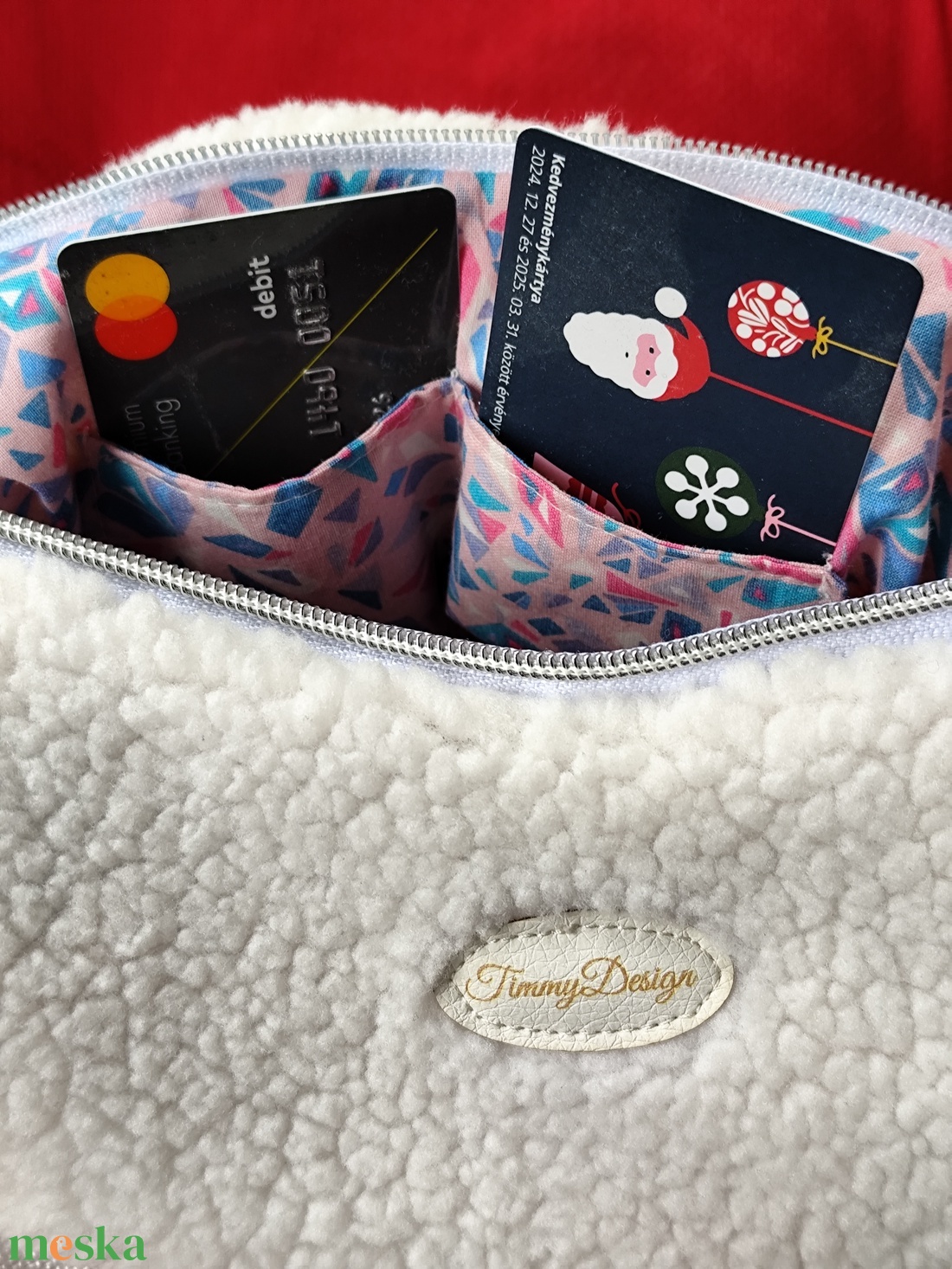 Banántáska teddy anyagból - táska & tok - kézitáska & válltáska - vállon átvethető táska - Meska.hu