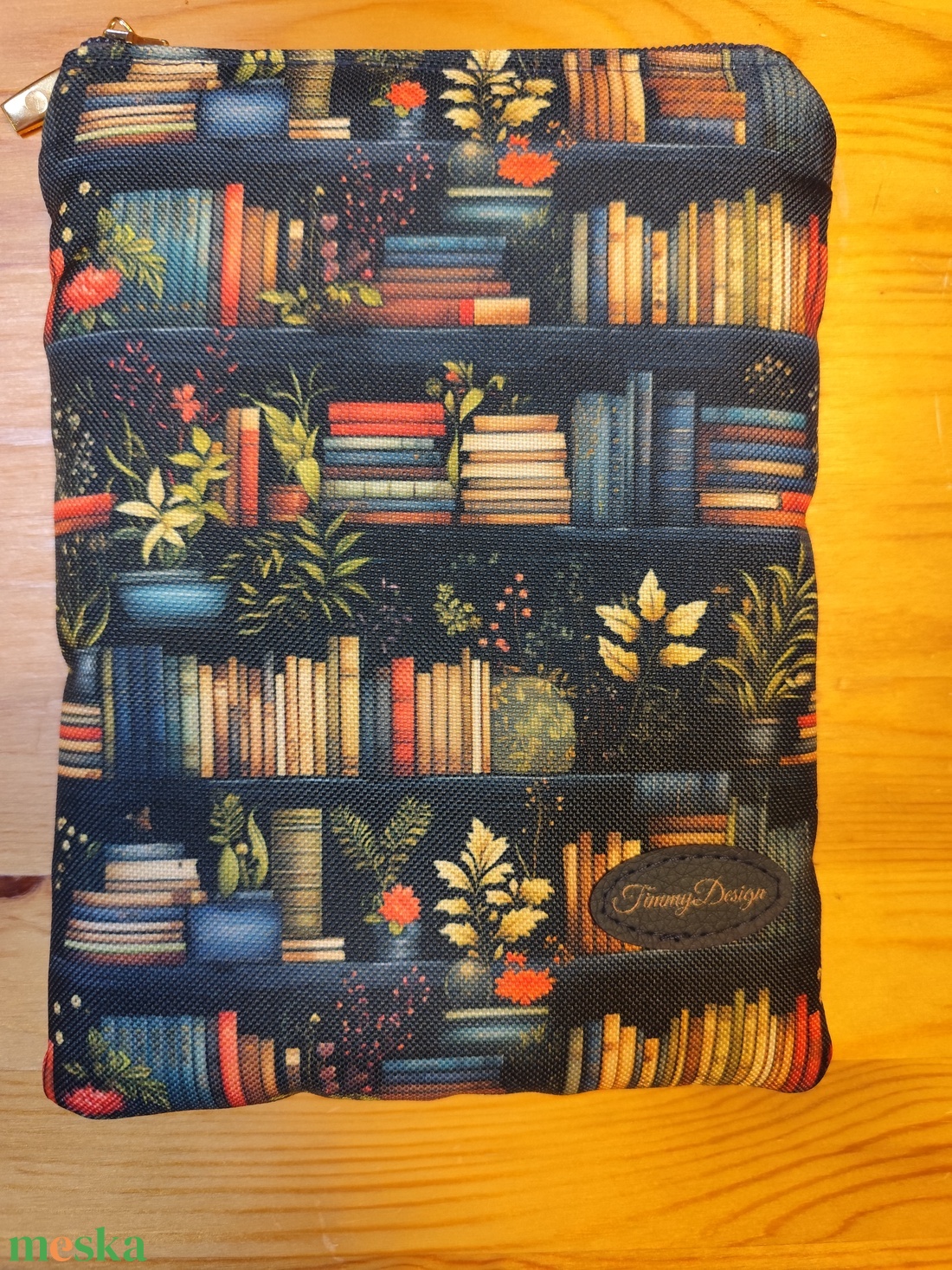 e-book tok könyvespolc mintával - táska & tok - ebook & tablet tok - Meska.hu