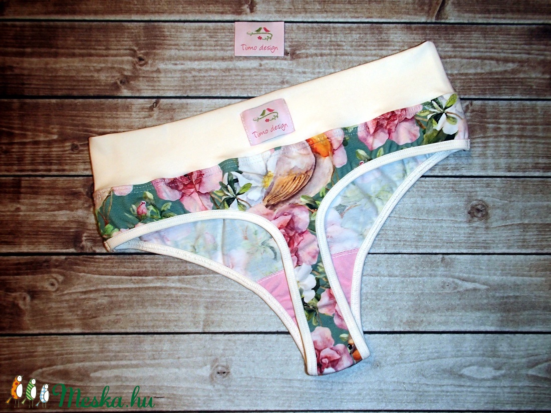 Madaras-virágos M-es tanga fazonú menstruációs bugyi - - Meska.hu Madaras-virágos M-es tanga fazonú menstruációs bugyi - - Meska.hu