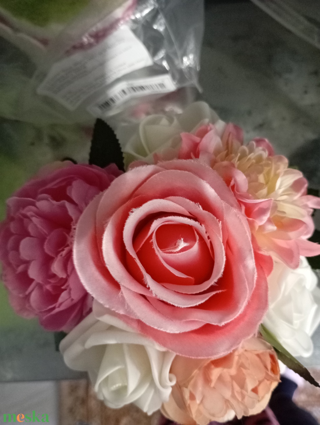 Rózsaszín virágos asztali dísz. - otthon & életmód - dekoráció - asztal és polc dekoráció - asztaldísz - Meska.hu