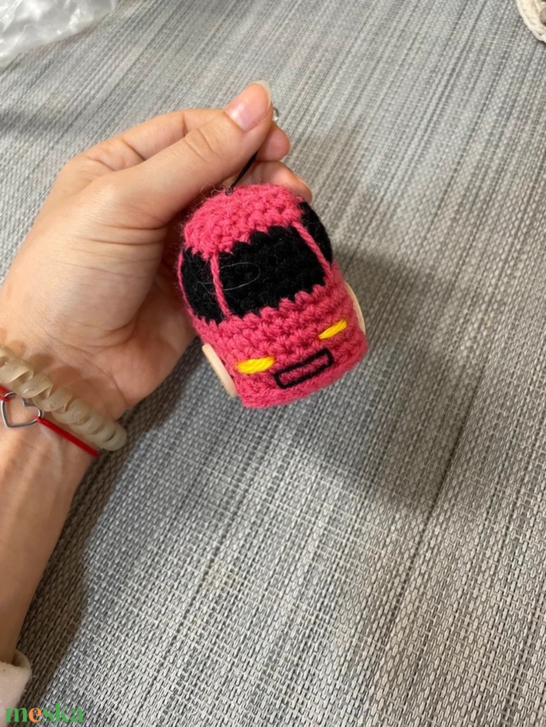 Horgolt rózsaszín autó kulcstartó - táska & tok - kulcstartó & táskadísz - kulcstartó - Meska.hu