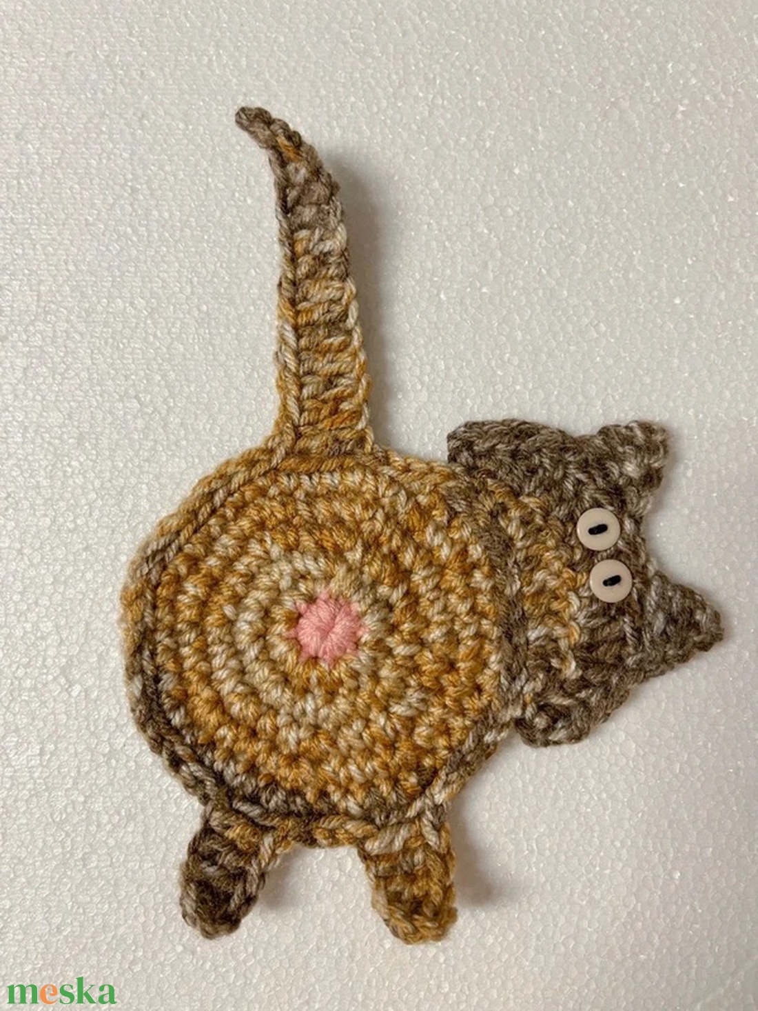 Horgolt cica poháralátét, egyedi darab. - otthon & életmód - konyhafelszerelés, tálalás - tálalás - tányér- és poháralátét - Meska.hu