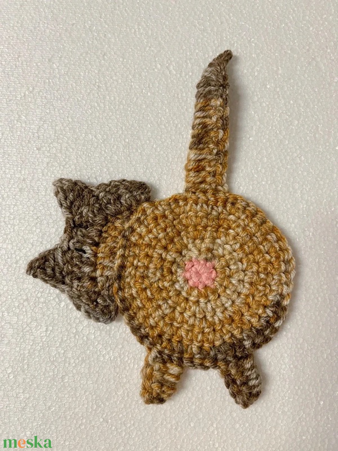 Horgolt cica poháralátét, egyedi darab. - otthon & életmód - konyhafelszerelés, tálalás - tálalás - tányér- és poháralátét - Meska.hu