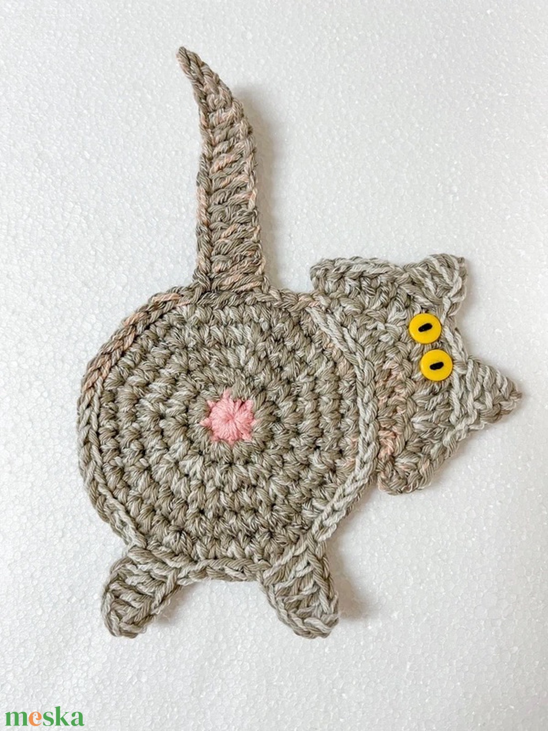 Horgolt cica poháralátét, egyedi darab. - otthon & életmód - konyhafelszerelés, tálalás - tálalás - tányér- és poháralátét - Meska.hu