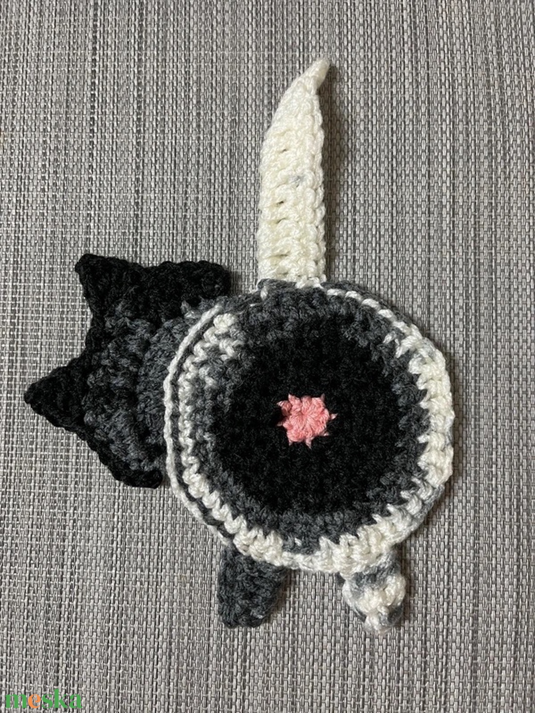 Horgolt cica poháralátét, egyedi darab. - otthon & életmód - konyhafelszerelés, tálalás - tálalás - tányér- és poháralátét - Meska.hu