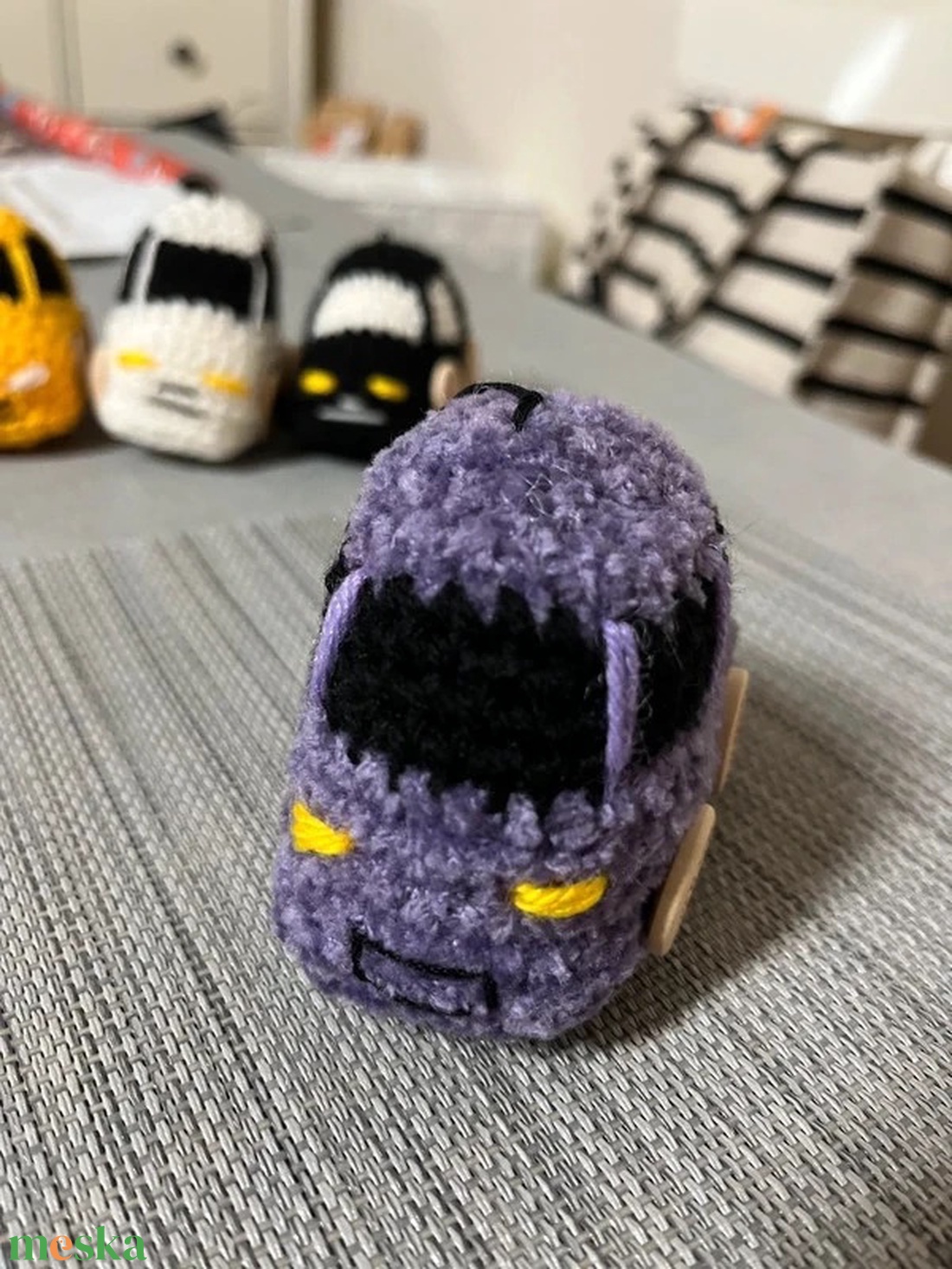 Horgolt plüss autó kulcstartó  - táska & tok - kulcstartó & táskadísz - kulcstartó - Meska.hu