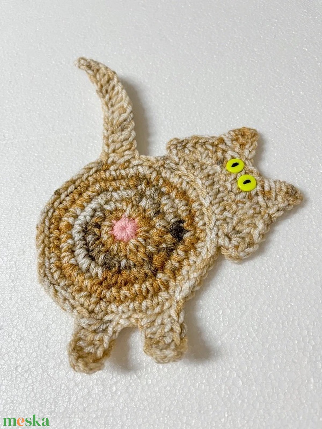 Horgolt cica poháralátét, egyedi darab. - otthon & életmód - konyhafelszerelés, tálalás - tálalás - tányér- és poháralátét - Meska.hu