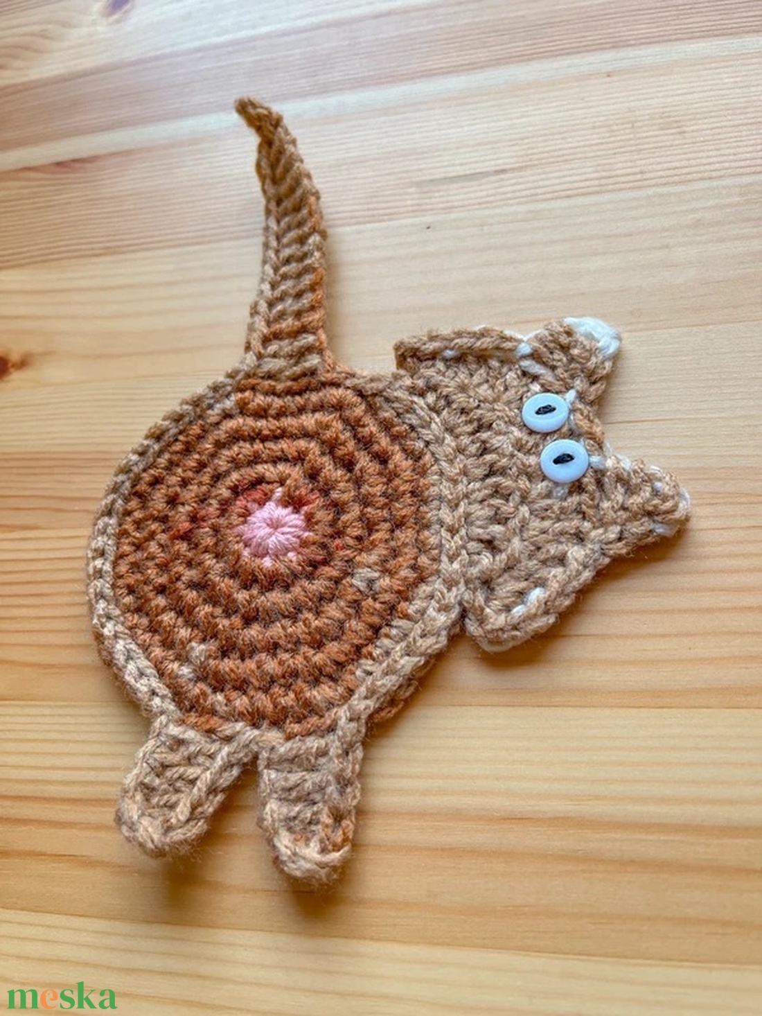 Horgolt cica poháralátét, egyedi darab. - otthon & életmód - konyhafelszerelés, tálalás - tálalás - tányér- és poháralátét - Meska.hu