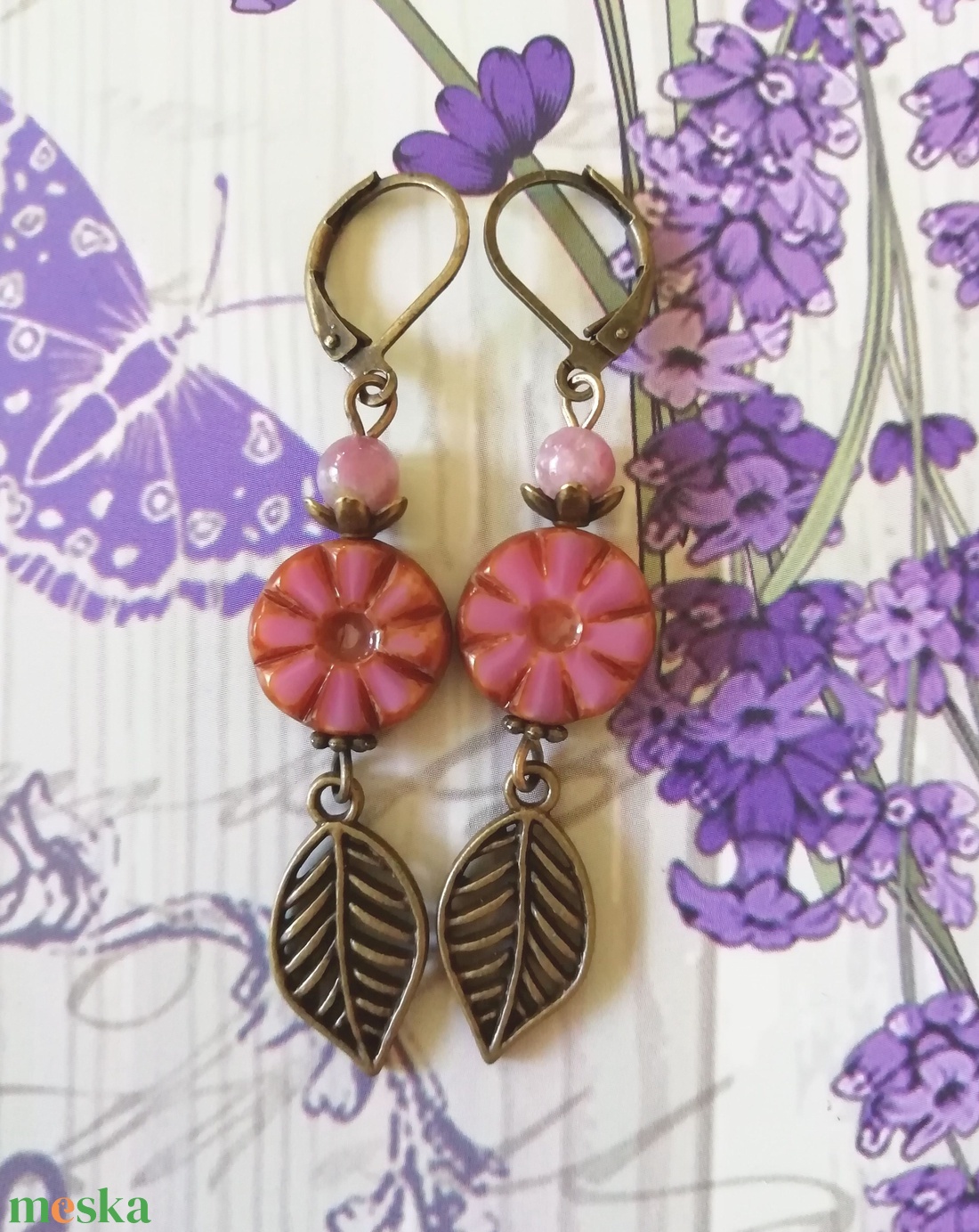 Mályva színű virágos füli turmalin ásvánnyal - ékszer - fülbevaló - lógó fülbevaló - Meska.hu