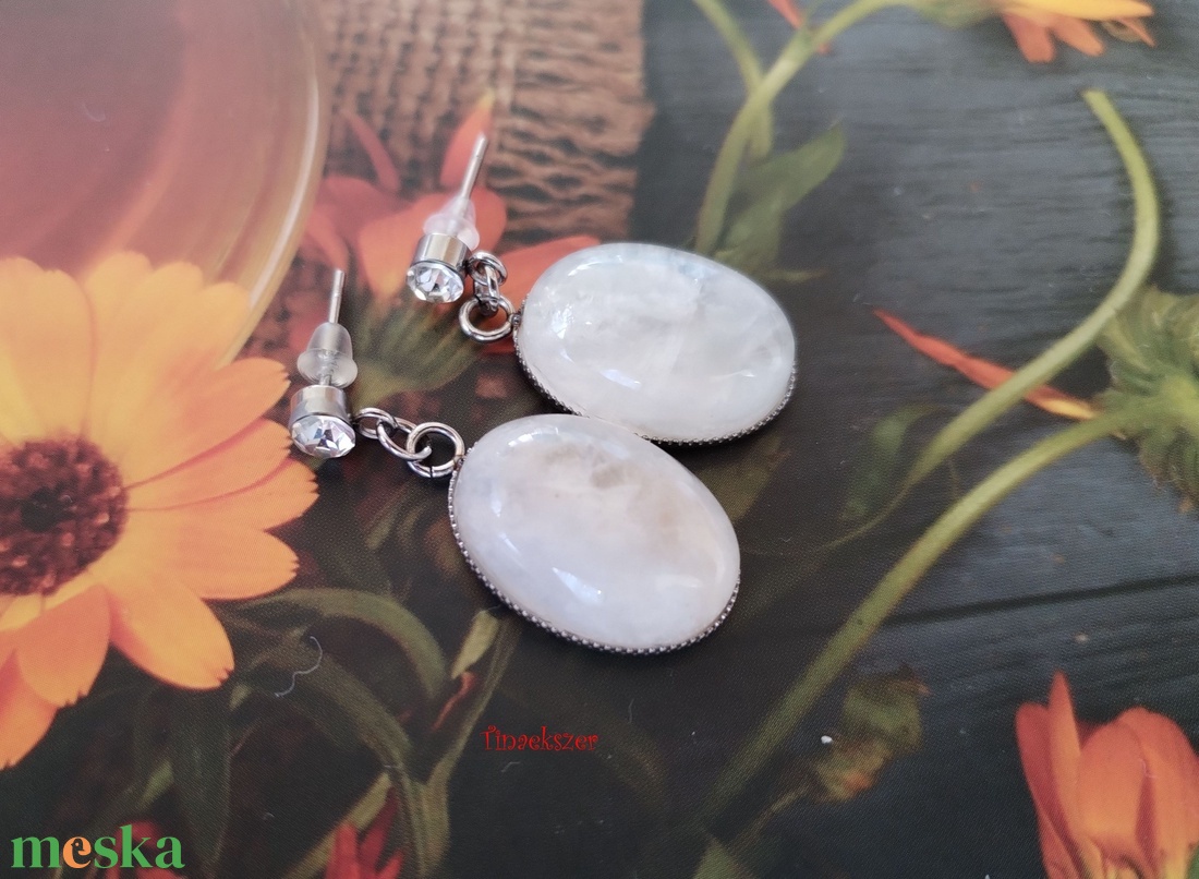 Szivárványos holdkő acél fülbevaló  - ékszer - fülbevaló - lógó fülbevaló - Meska.hu