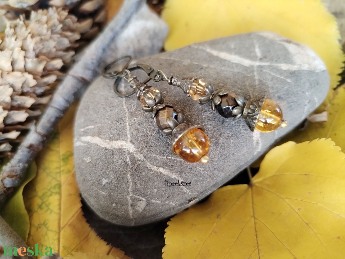 Méz fülbevaló - citrin, tigrisszem és üveggyöngy - ékszer - fülbevaló - lógó fülbevaló - Meska.hu Méz fülbevaló - citrin, tigrisszem és üveggyöngy - ékszer - fülbevaló - lógó fülbevaló - Meska.hu