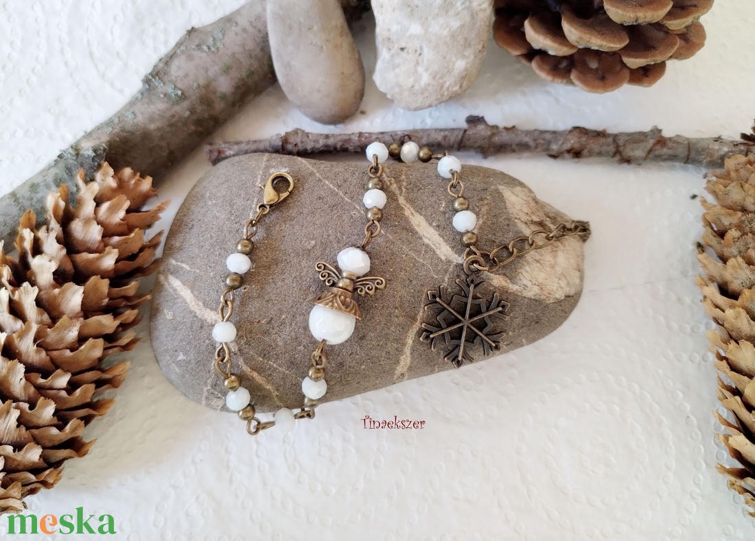 Angyal karkötő #1 - fehér üveggyöngy, bronz hópehely - ékszer - karkötő - gyöngyös karkötő - Meska.hu