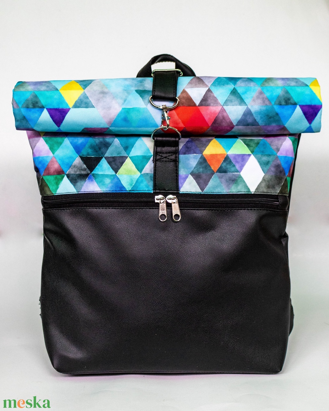 Kék, geometriai mintás roll up táska - táska & tok - hátizsák - roll top hátizsák - Meska.hu