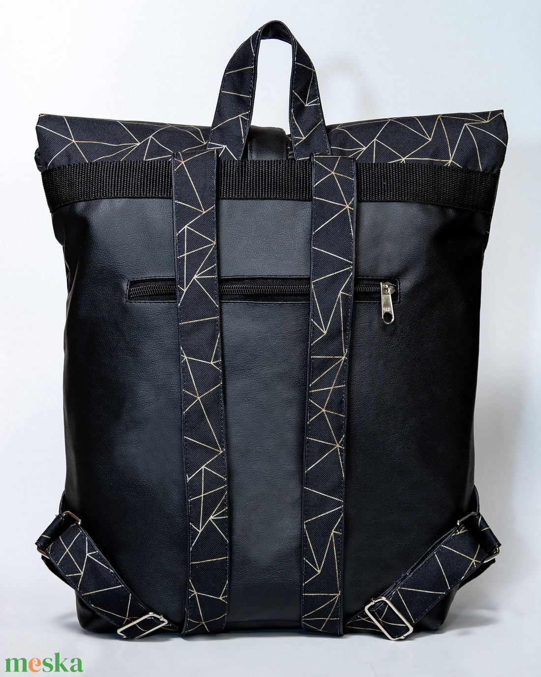 Geometrikus roll up hátizsák - táska & tok - hátizsák - roll top hátizsák - Meska.hu