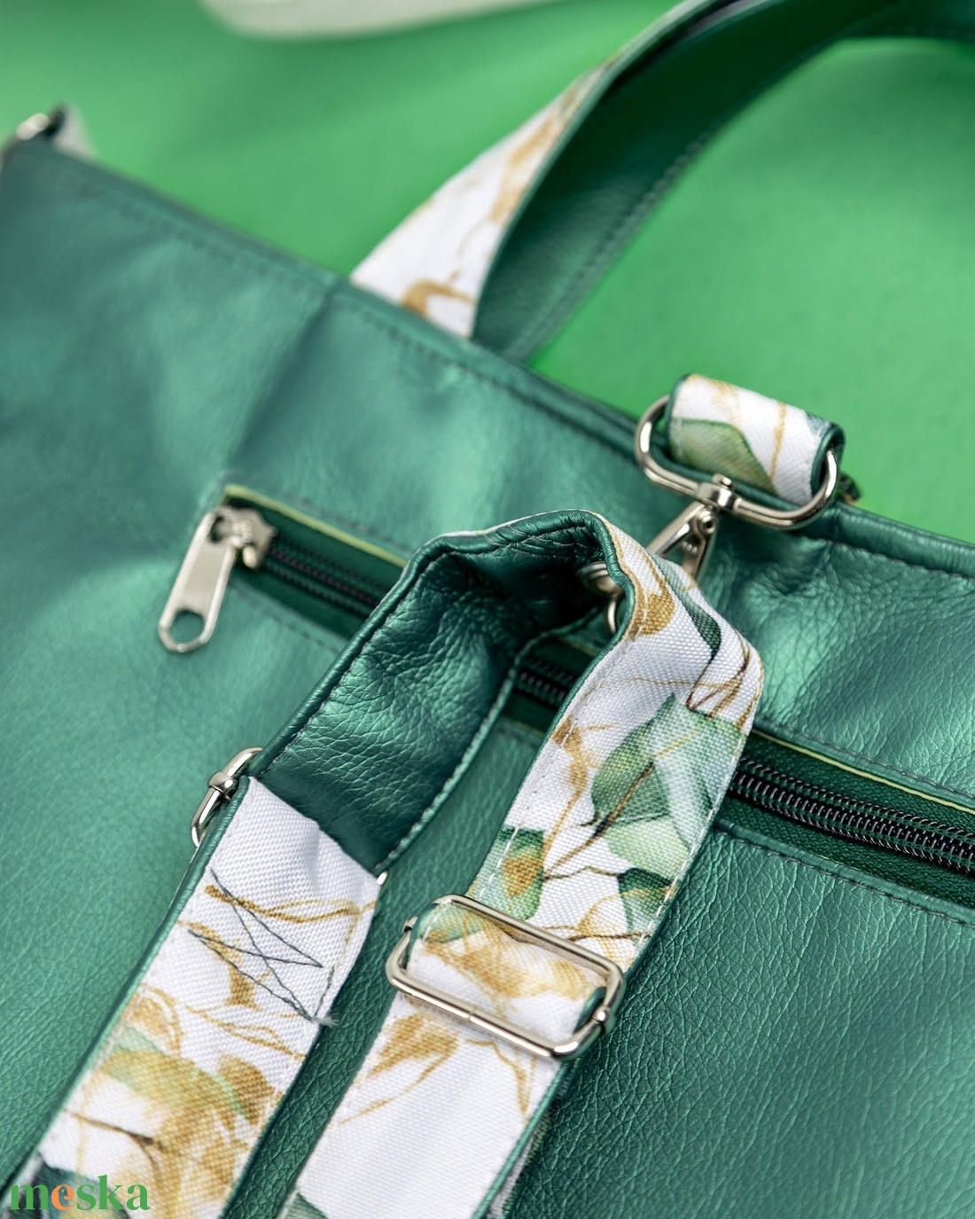 Zöld - fehér, eukaliptuszos 3in1 táska - táska & tok - variálható táska - Meska.hu