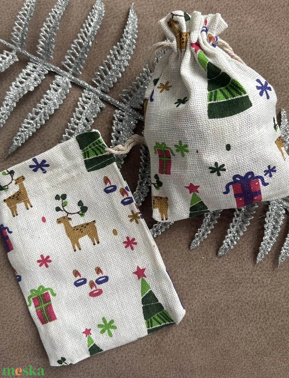 Karácsonyi kis szövet zsák - karácsony - karácsonyi lakásdekoráció - karácsonyi lakásdíszek - Meska.hu Karácsonyi kis szövet zsák - karácsony - karácsonyi lakásdekoráció - karácsonyi lakásdíszek - Meska.hu