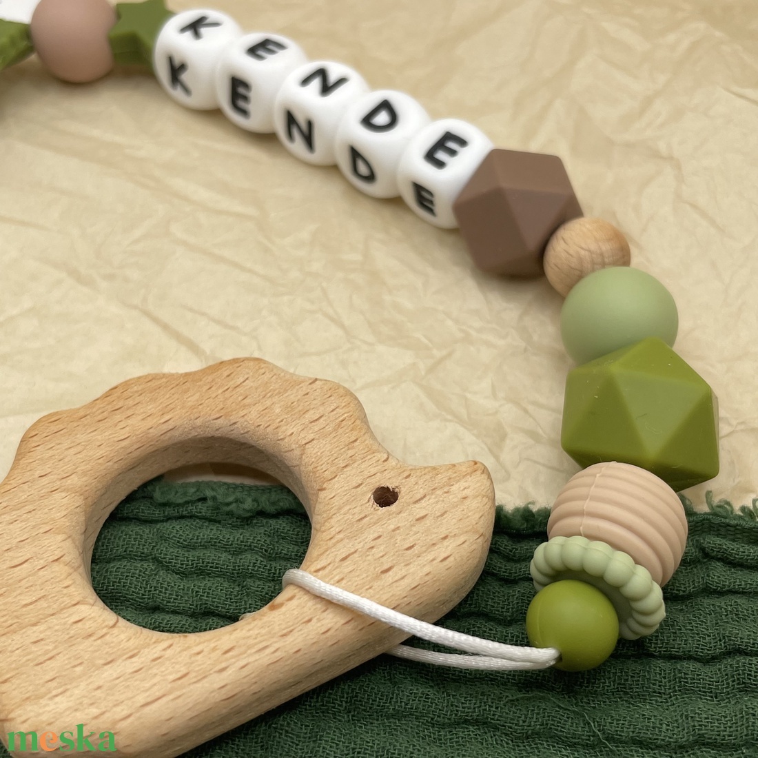 Erdők zöldje rágcsalánc  - játék & sport - 3 éves kor alattiaknak - rágcsalánc - Meska.hu