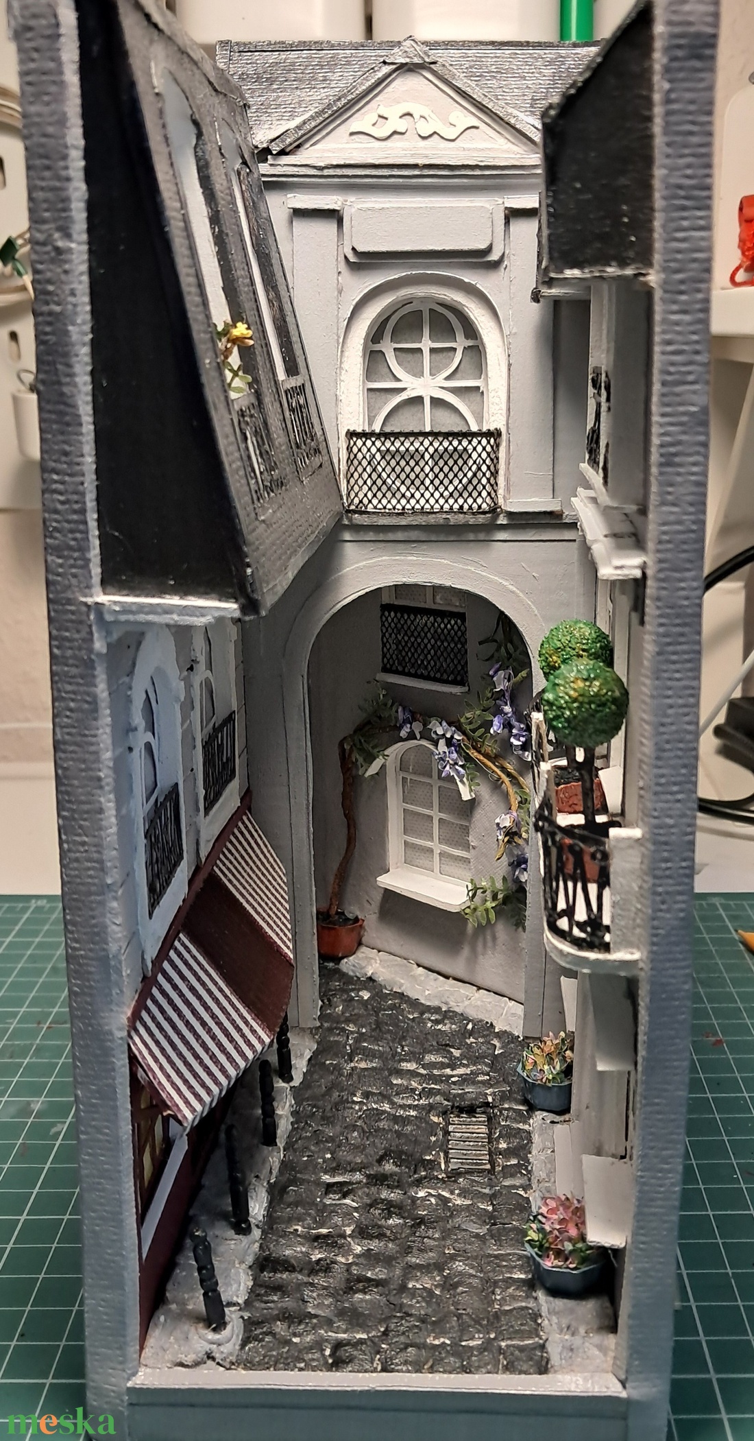 Könyvtámasz világítással - otthon & életmód - dekoráció - asztal és polc dekoráció - könyvtámasz - Meska.hu