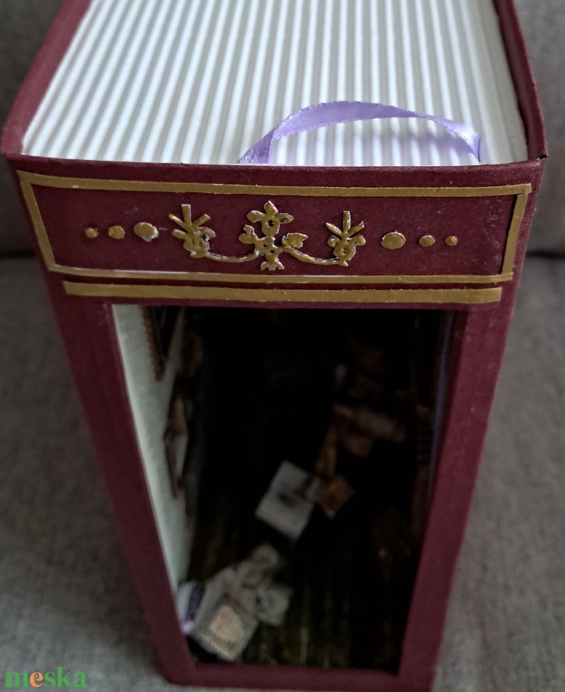 Könyv - könyvtámasz világítással - otthon & életmód - dekoráció - asztal és polc dekoráció - könyvtámasz - Meska.hu