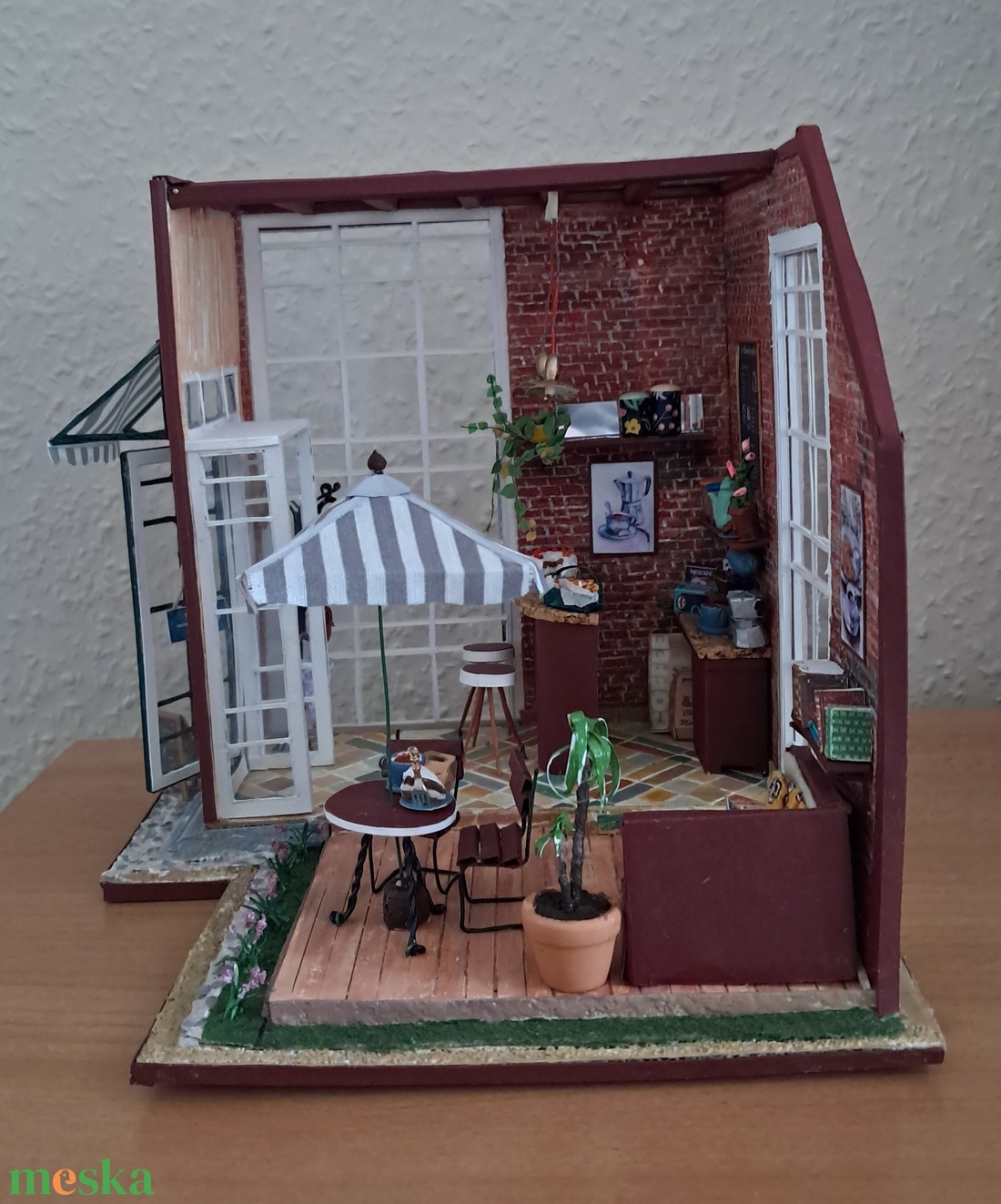 Miniatűr kávézó - polcbetét - otthon & életmód - dekoráció - asztal és polc dekoráció - asztaldísz - Meska.hu