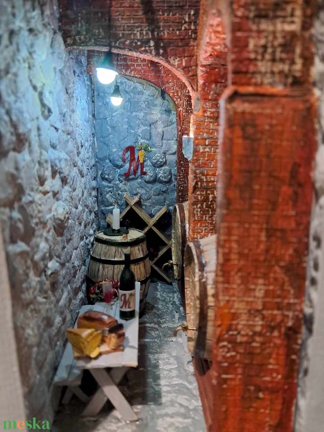 Boros pince - könyvtámasz világítással - otthon & életmód - dekoráció - asztal és polc dekoráció - könyvtámasz - Meska.hu