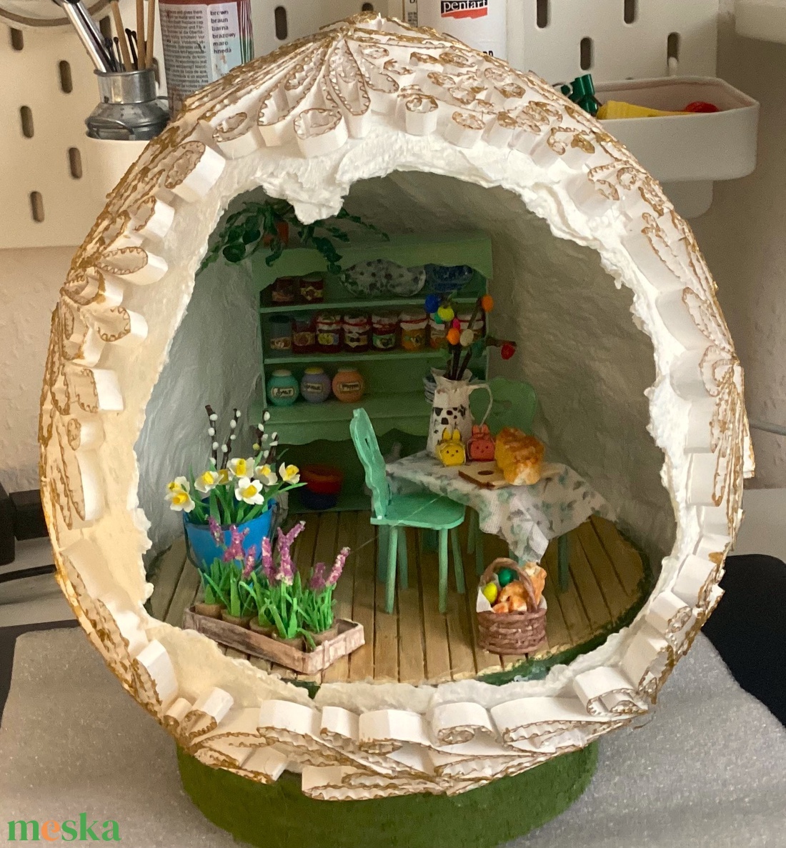 Húsvéti  tojáslámpás miniatűr szobával - ünnepi díszek, dekorációk - húsvéti díszek és dekorációk - húsvéti asztaldíszek - Meska.hu