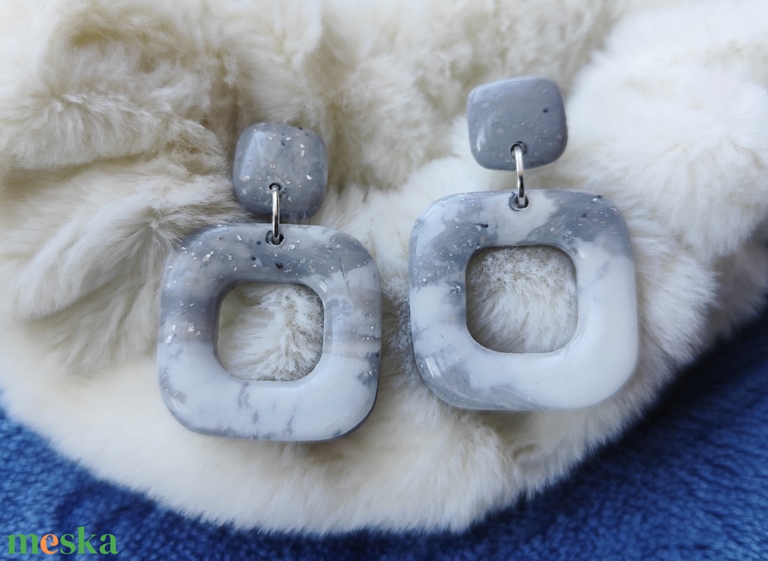 Márványos fülbevaló  - ékszer - fülbevaló - lógó fülbevaló - Meska.hu