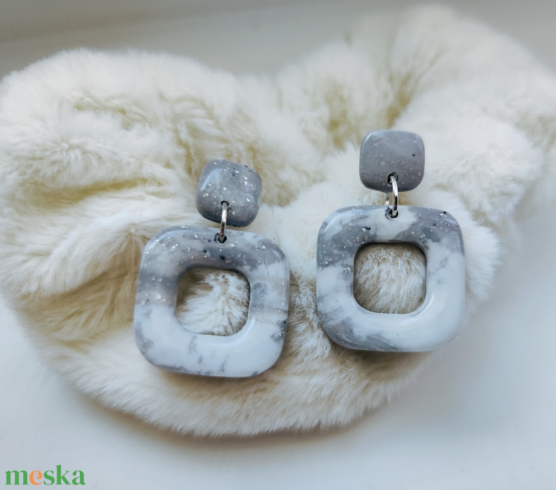 Márványos fülbevaló  - ékszer - fülbevaló - lógó fülbevaló - Meska.hu