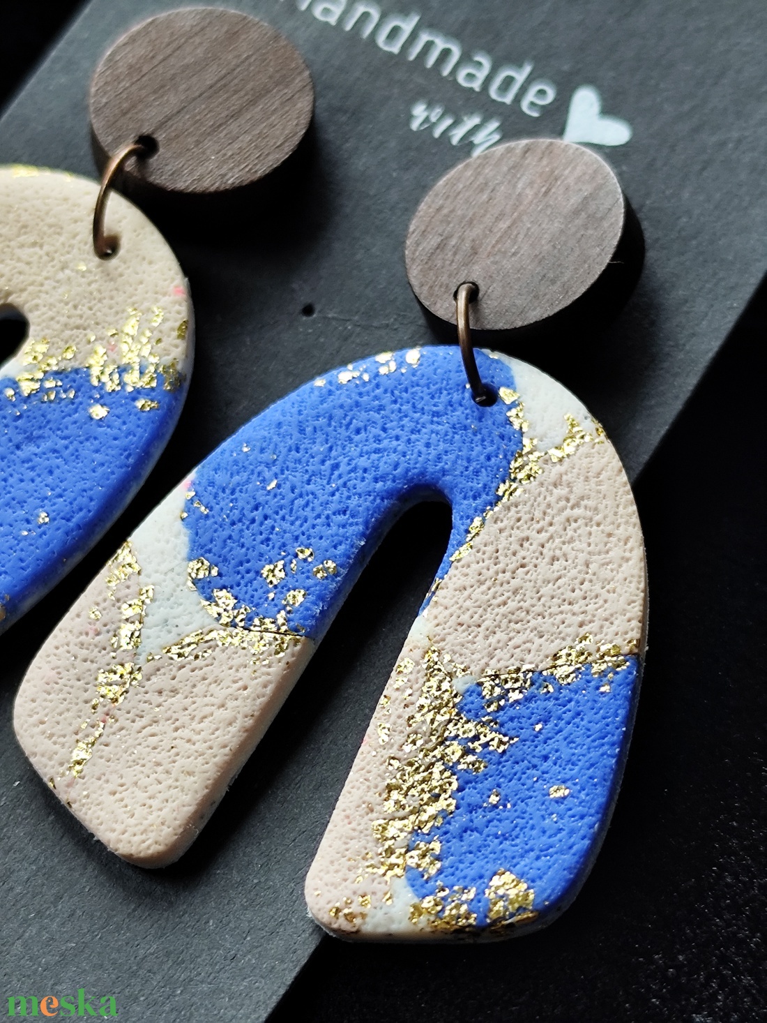 Bézs/kék fülbevaló  - ékszer - fülbevaló - lógó fülbevaló - Meska.hu