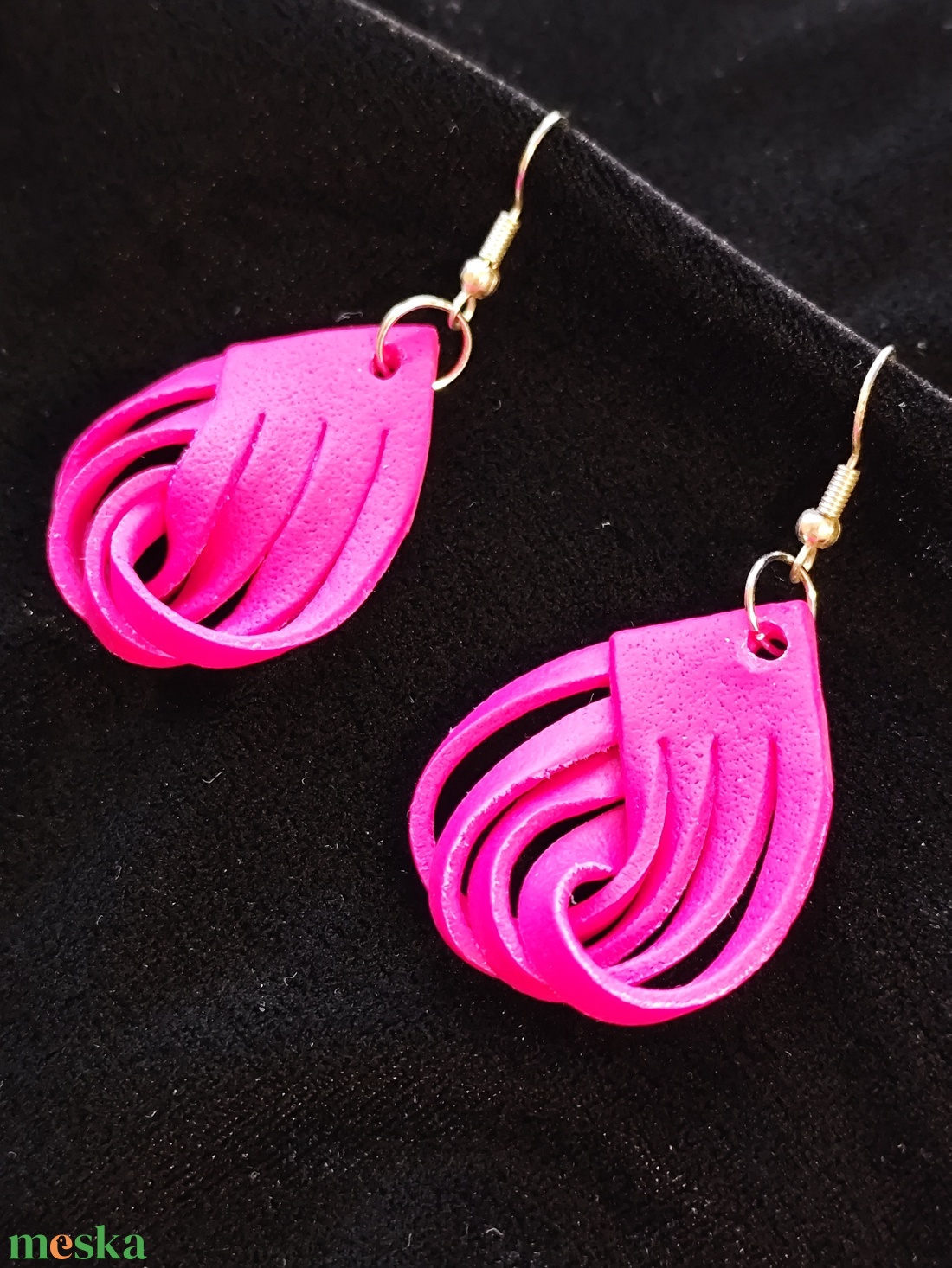 Bőrhatású fülbevaló  - ékszer - fülbevaló - lógó fülbevaló - Meska.hu