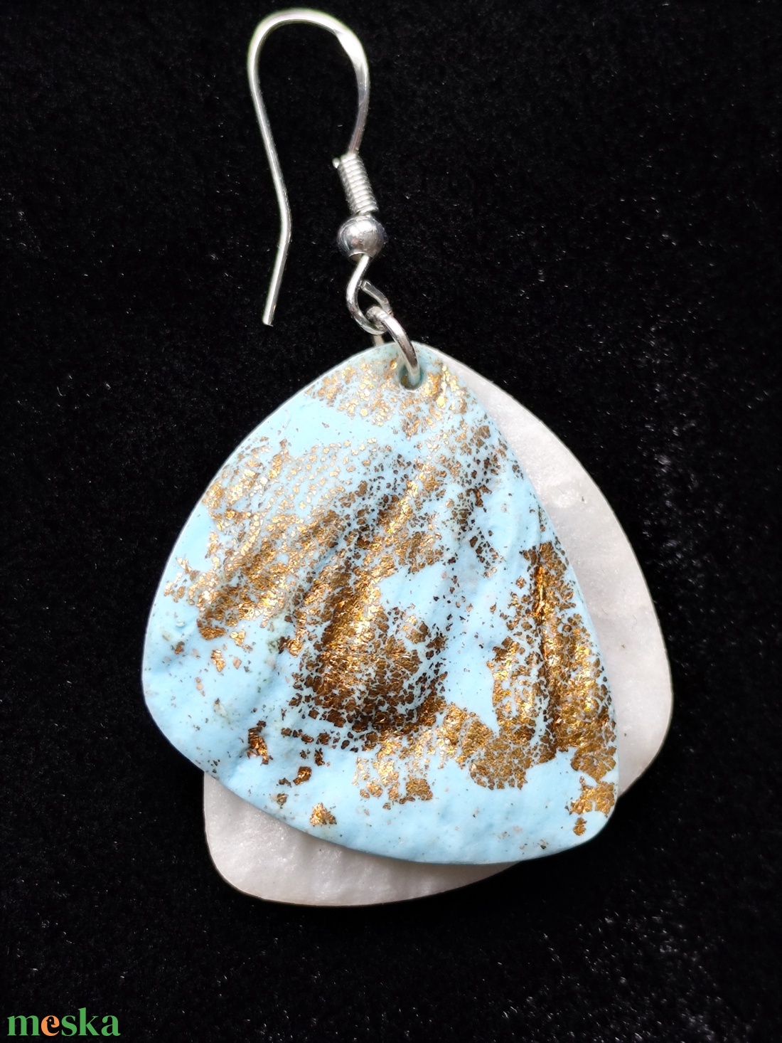 Kék/gyöngyház fülbevaló  - ékszer - fülbevaló - lógó fülbevaló - Meska.hu