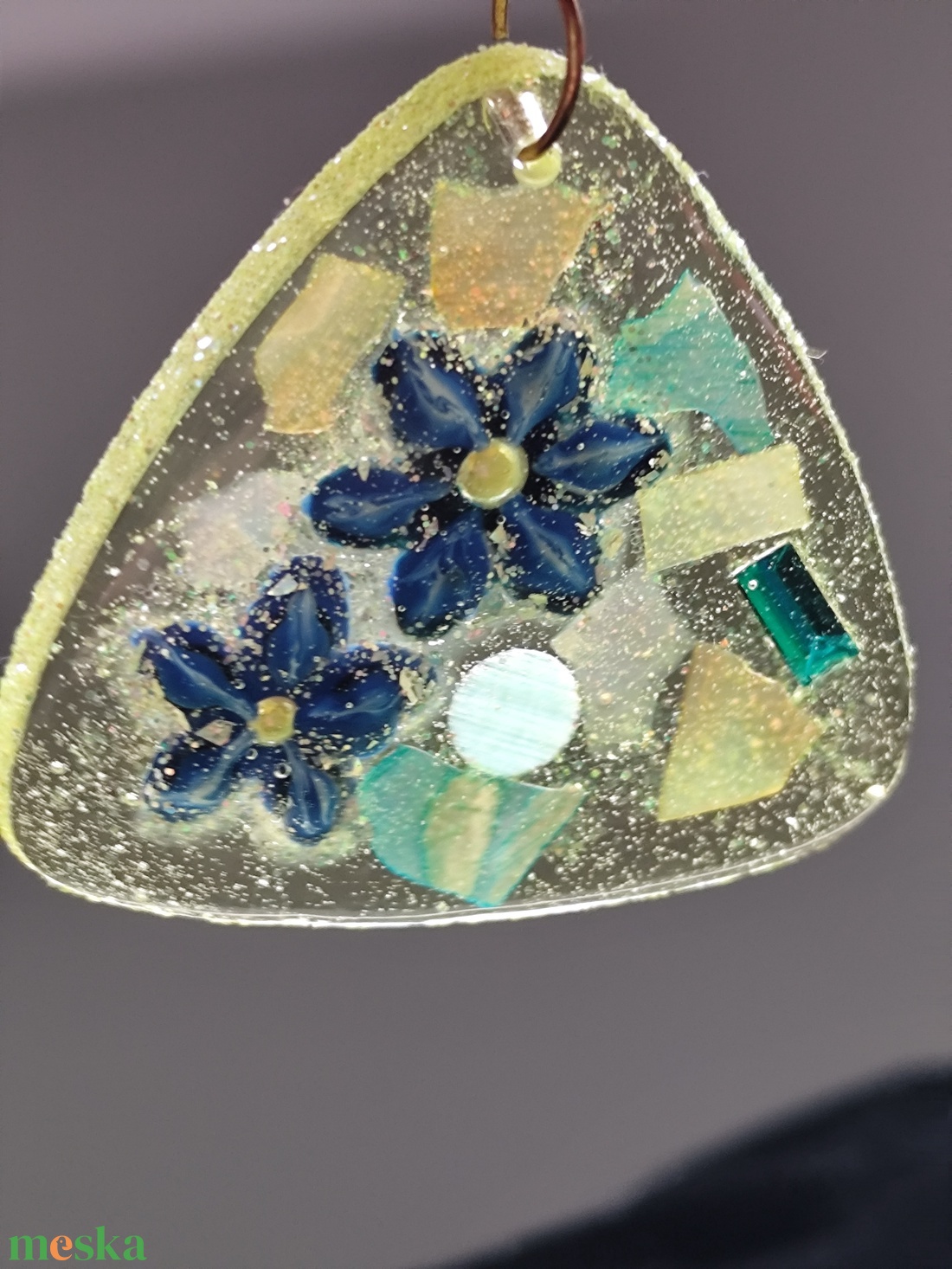 Epoxy fülbevaló  - ékszer - fülbevaló - lógó fülbevaló - Meska.hu