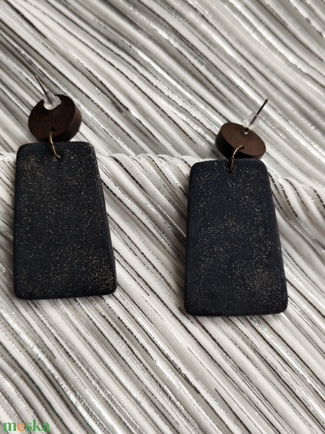 Pink metál fülbevaló  - ékszer - fülbevaló - lógó fülbevaló - Meska.hu