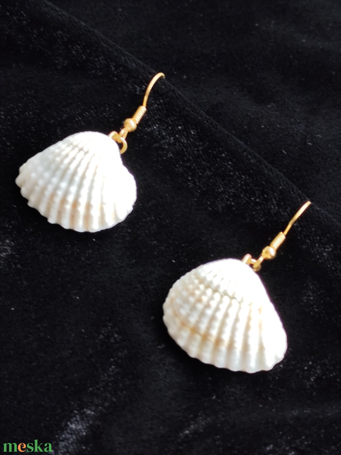 Kagyló fülbevaló  - ékszer - fülbevaló - lógó fülbevaló - Meska.hu