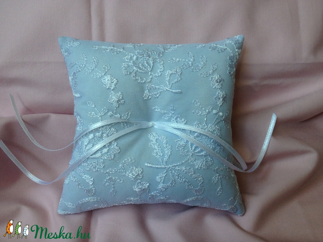 Kék színű csupa csipke gyűrűpárna -  - Meska.hu