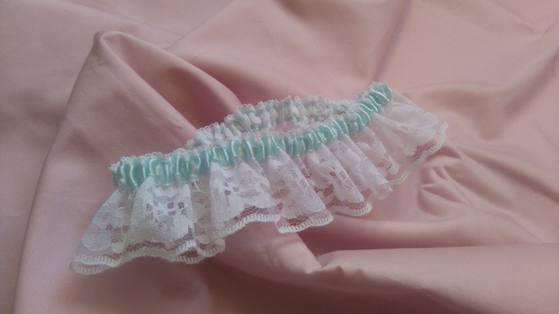 Menyasszonyi harisnyakötő -  - Meska.hu