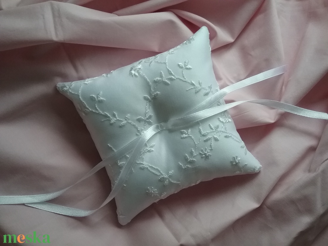 Hófehér csupa csipke gyűrűpárna -  - Meska.hu