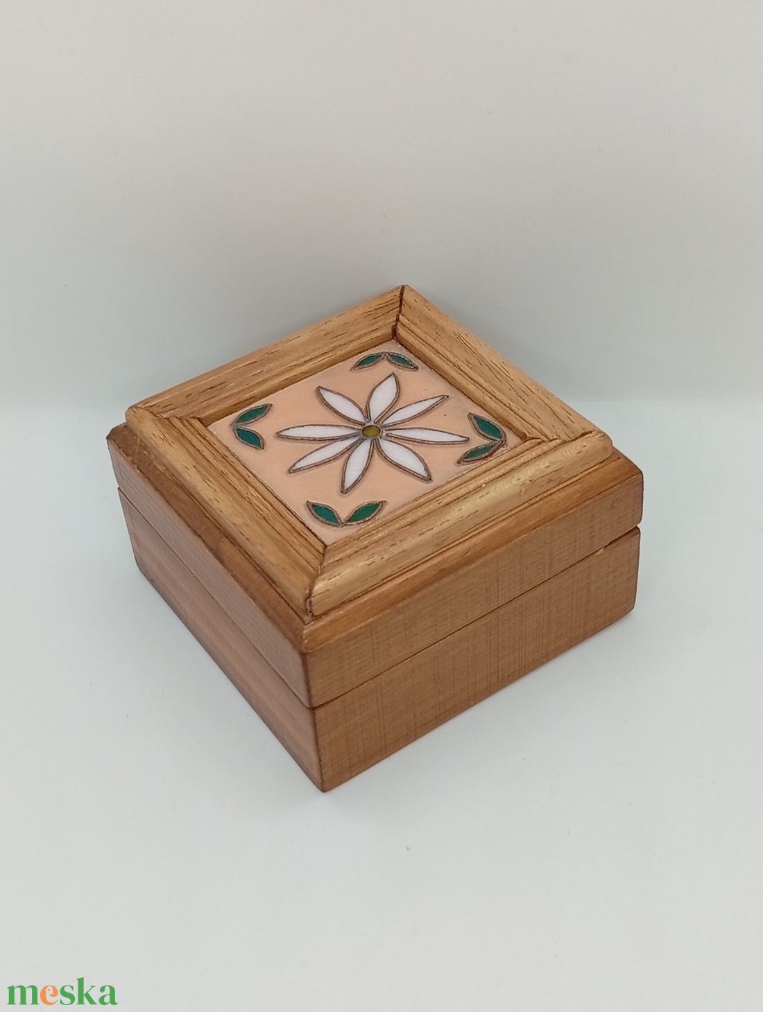 Virágos  fa ékszerdoboz-tűzzománc betéttel  - ékszer - ékszertartó - ékszerdoboz - Meska.hu