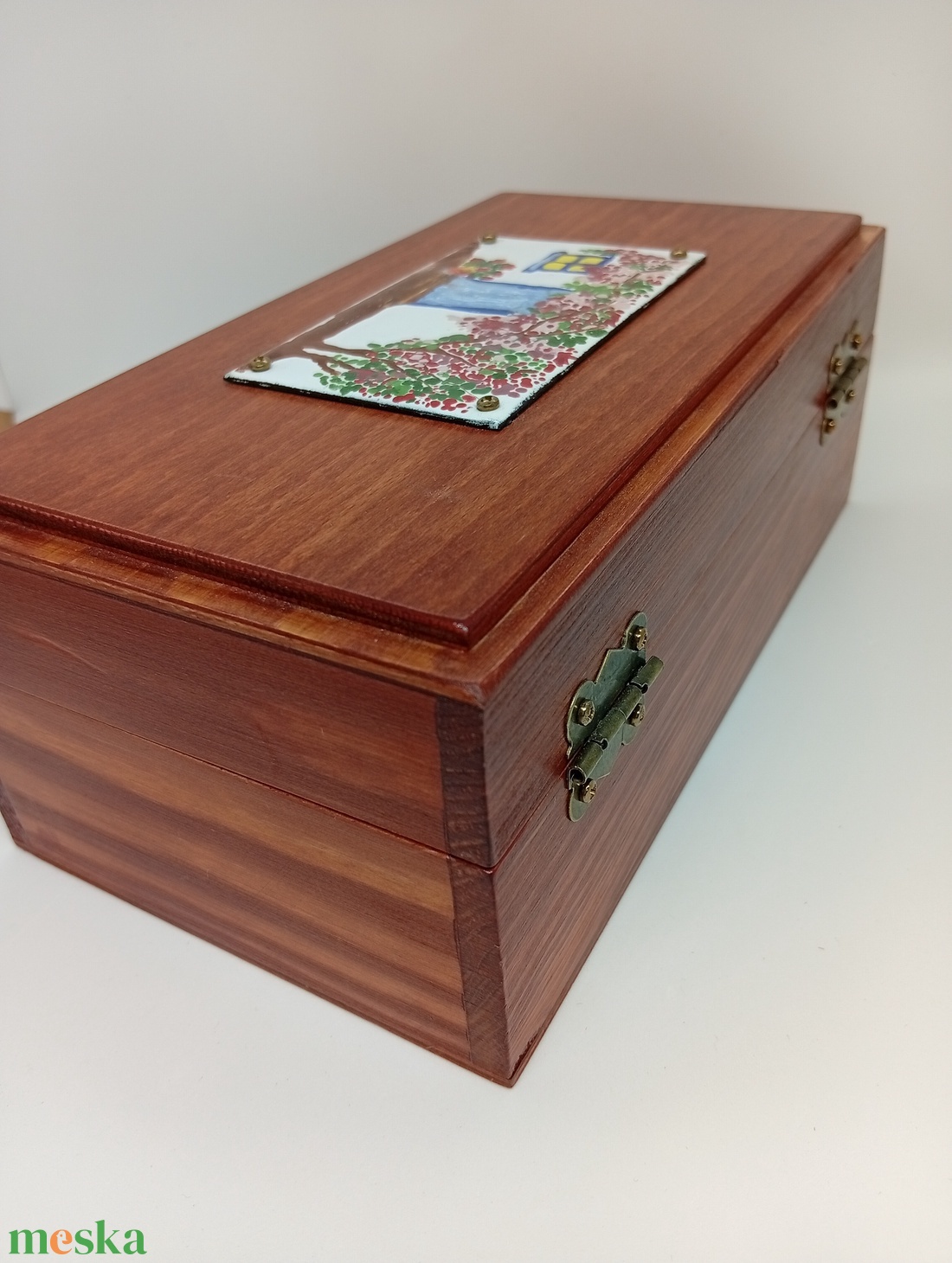 Fa díszdoboz - ház cseresznyefával tűzzománc képpel a tetején - otthon & életmód - dekoráció - asztal és polc dekoráció - díszdoboz - Meska.hu