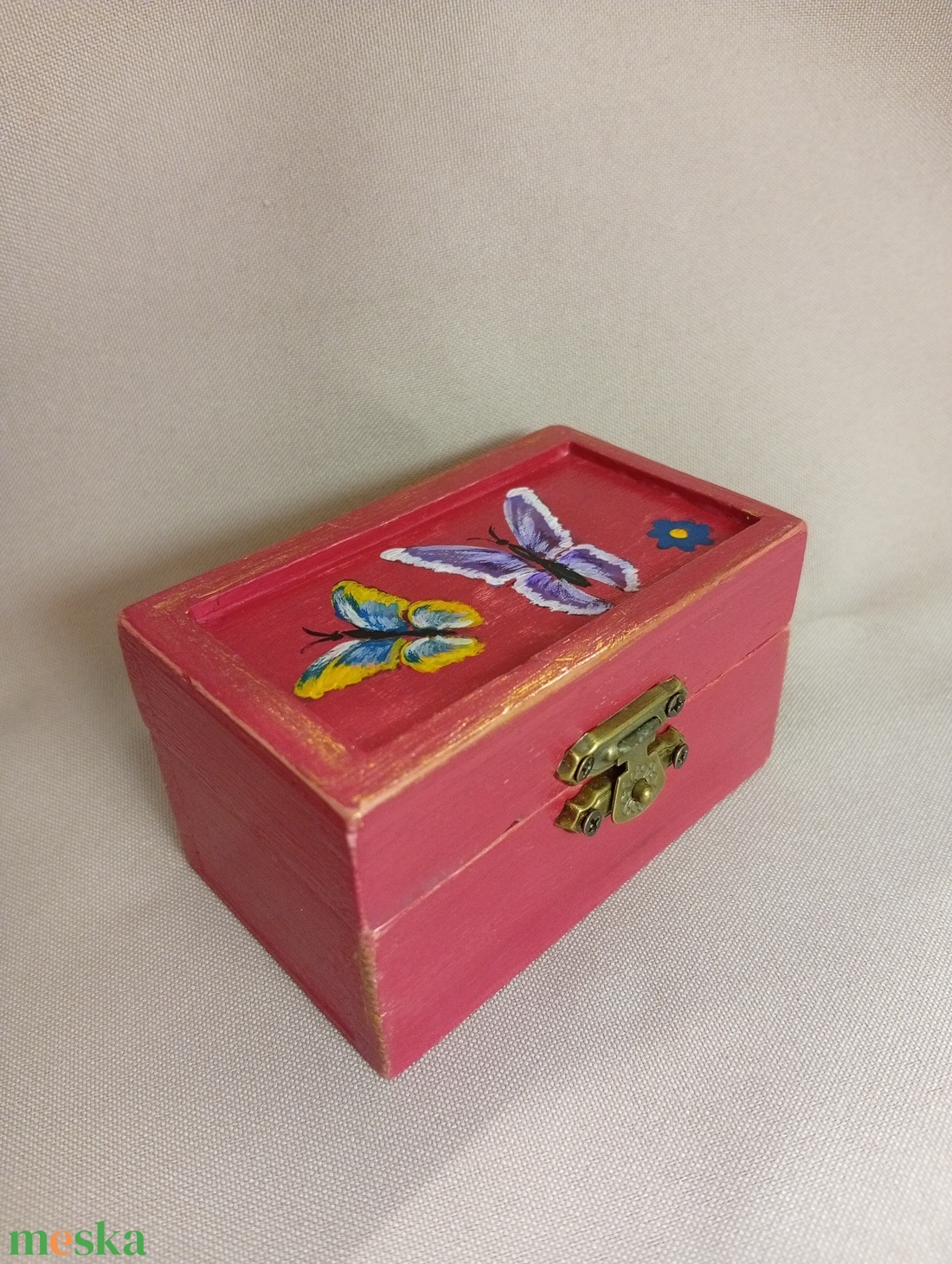 Pillangós pici kincses doboz - baba - mama - babaszoba dekoráció - gyerekszoba falmatrica - Meska.hu