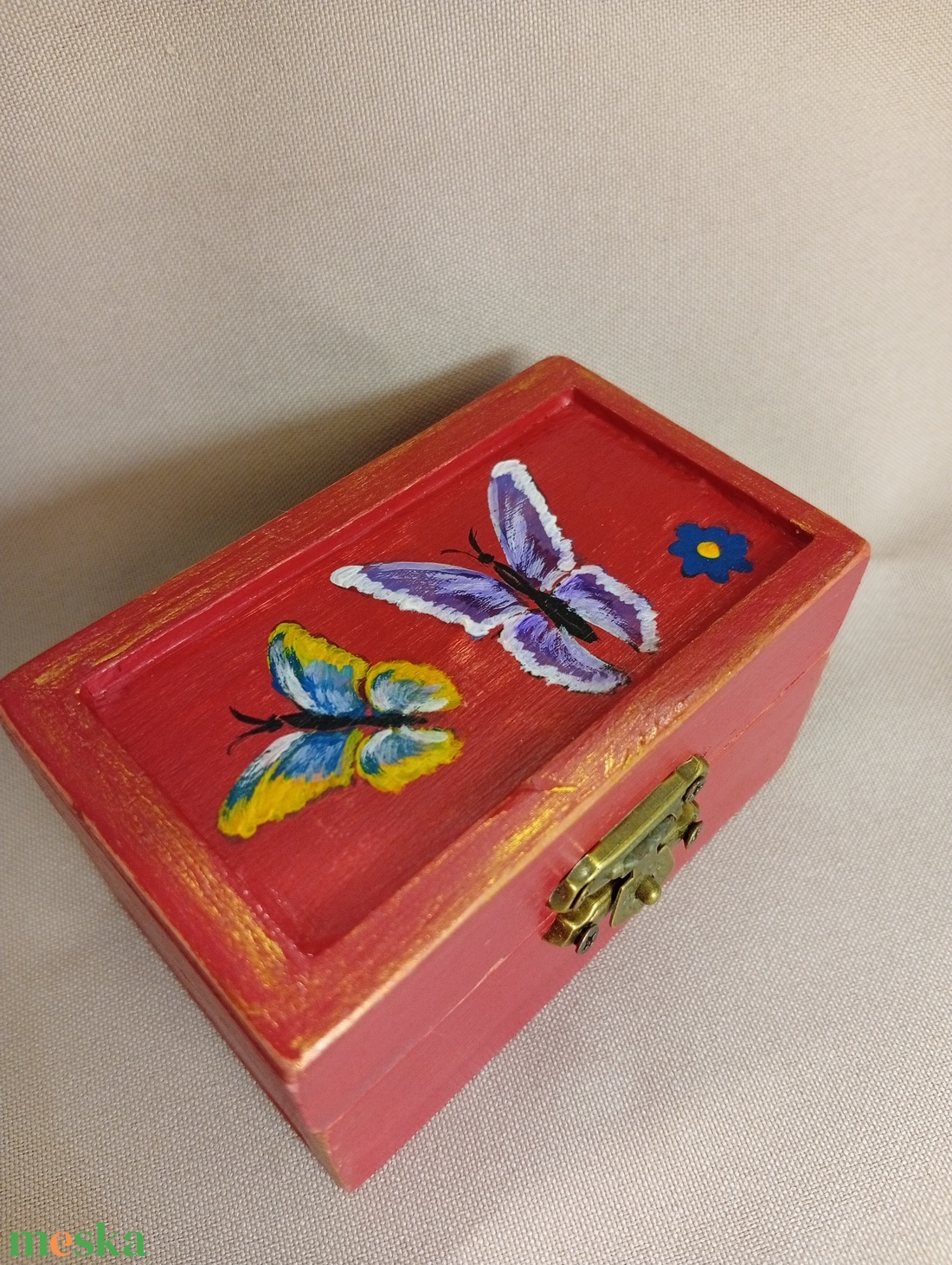 Pillangós pici kincses doboz - baba - mama - babaszoba dekoráció - gyerekszoba falmatrica - Meska.hu