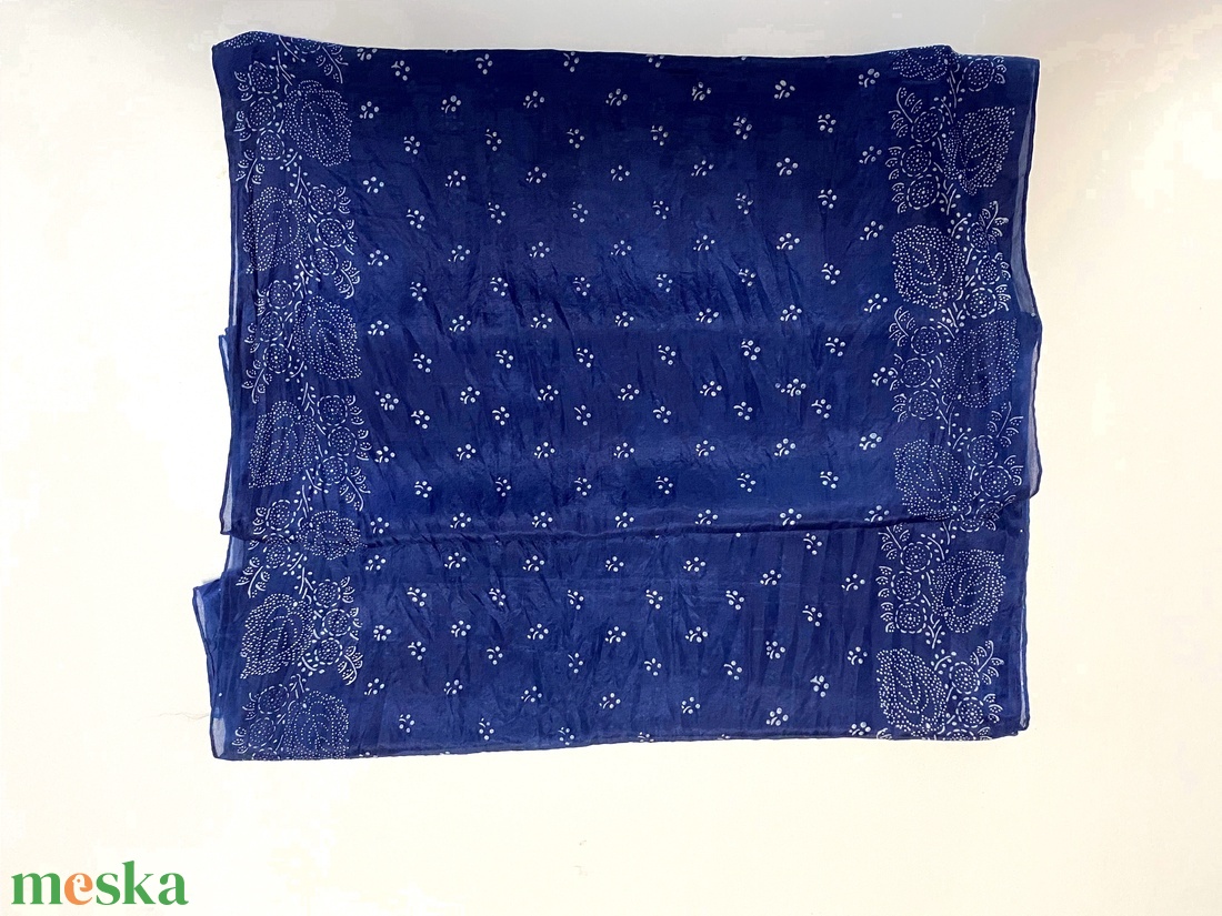 Hernyóselyem sál 180x40 cm eredeti kékfestő - ruha & divat - sál, sapka, kendő - sál - Meska.hu