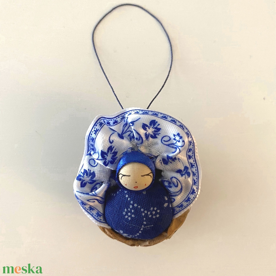 Karácsonyi dióbaba eredeti kékfestő - karácsony - karácsonyi lakásdekoráció - karácsonyfadíszek - Meska.hu