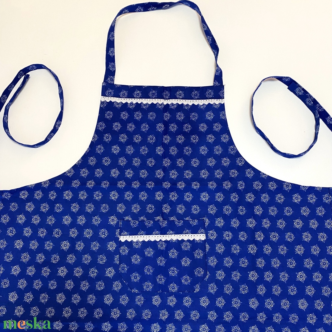 Bordűrös kötény eredeti kékfestő - otthon & életmód - konyhafelszerelés, tálalás - konyhai textil - kötény - Meska.hu