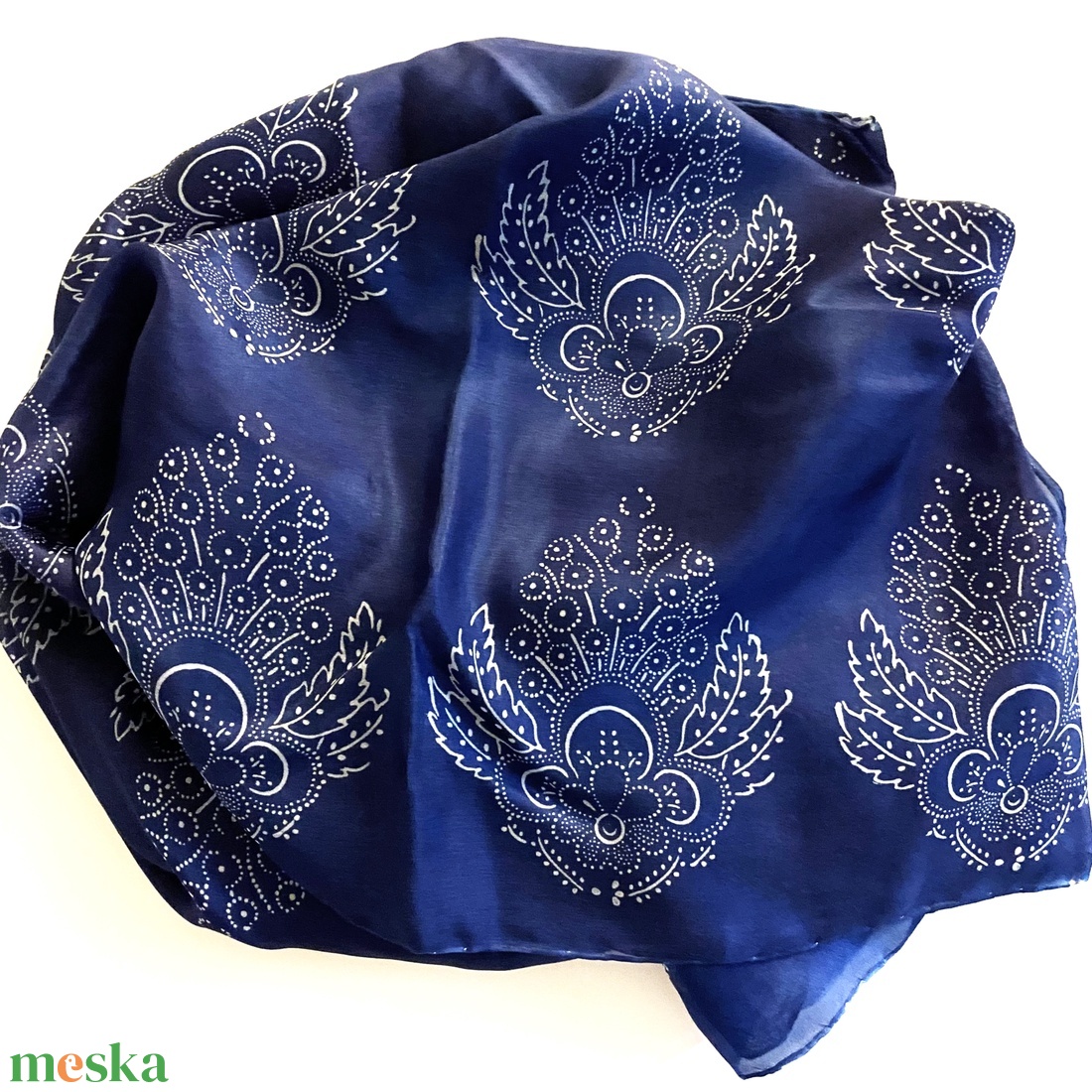 Hernyóselyem kendő 70x70 cm eredeti kékfestő - ruha & divat - sál, sapka, kendő - kendő - Meska.hu