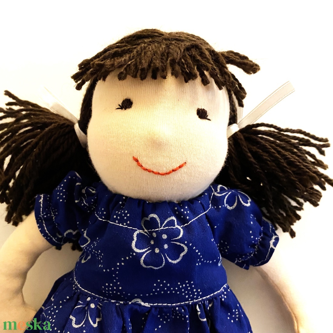 Baba eredeti kékfestő ruhában - játék & sport - baba & babaház - öltöztethető baba - Meska.hu